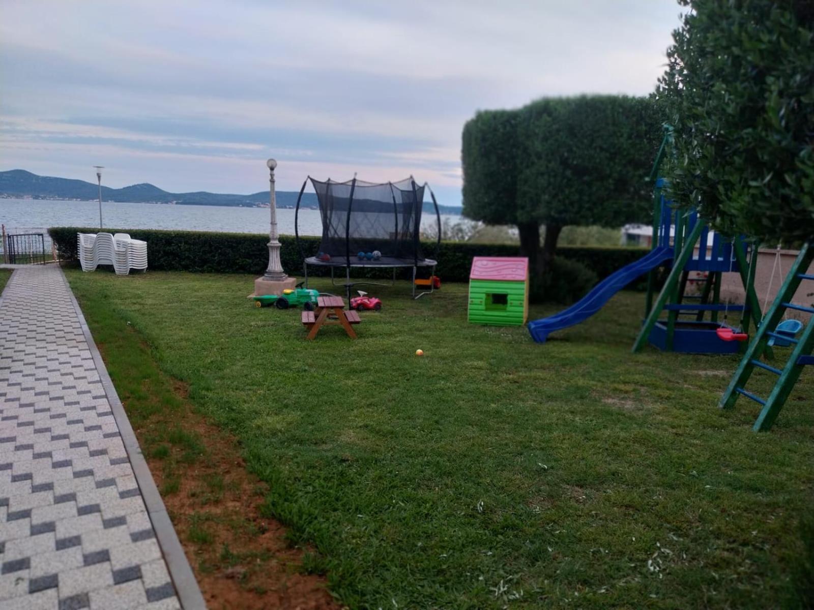 Apartments Becky On A Sandy Beach Without Crowd Sukošan Exterior foto