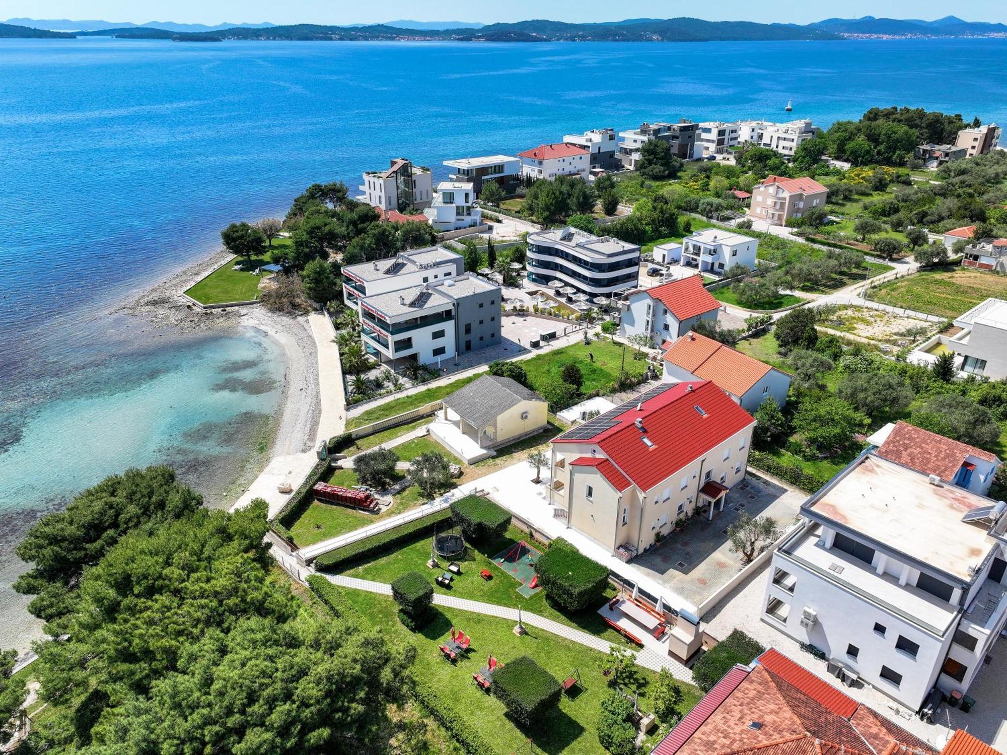 Apartments Becky On A Sandy Beach Without Crowd Sukošan Exterior foto